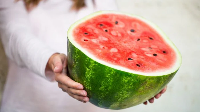 Är skalet från vattenmelon verkligen säkert att äta? Svaret kommer att överraska alla